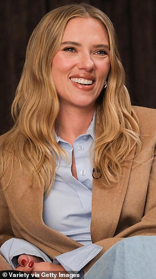 'The resemblance is actually WILD,' one person said. 'Like, Scarlett Johansson&rsquo;s twin energy!'