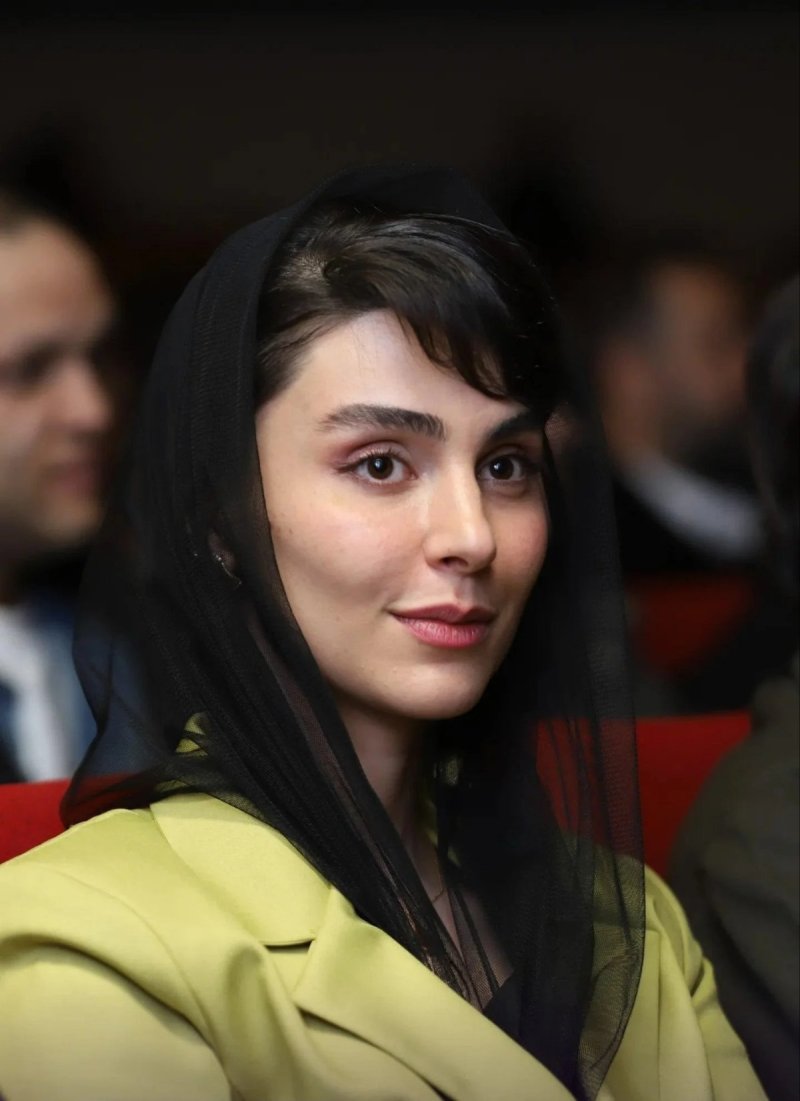 عکس لاله مرزبان 1405