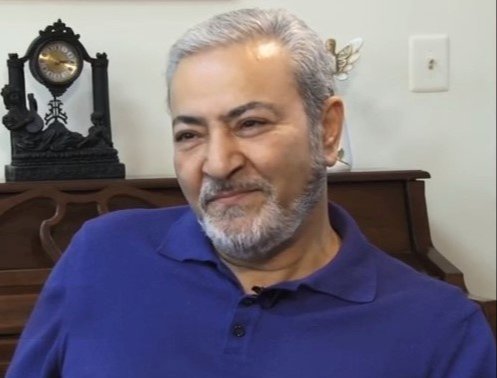 عکس ستار خواننده