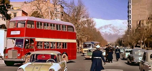 خیابان حافظ تقاطع جمهوری 1339